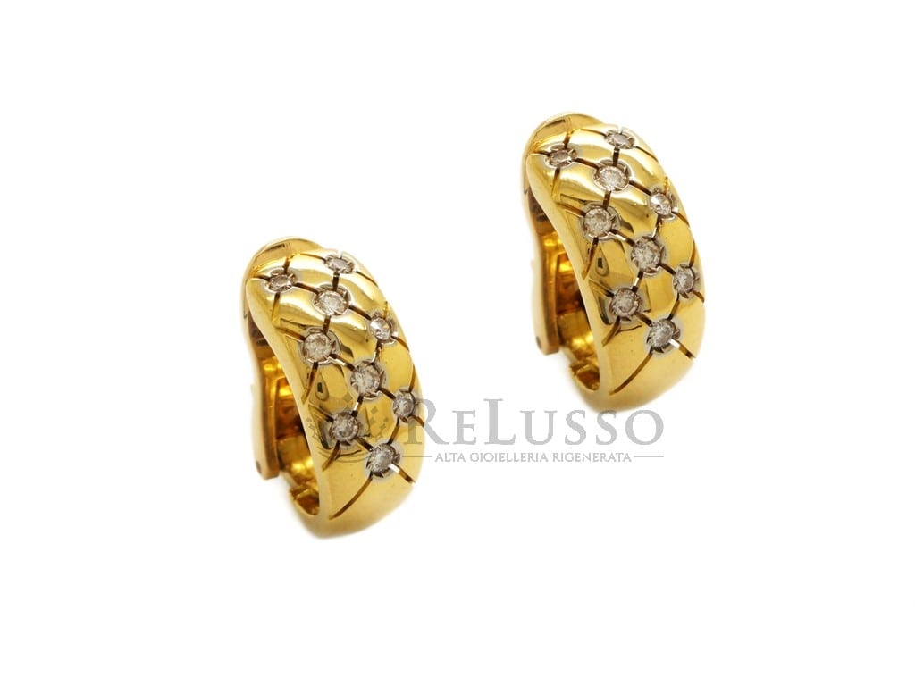 Orecchini Bulgari vintage bombati con 0,50ct di diamanti in oro giallo foto10