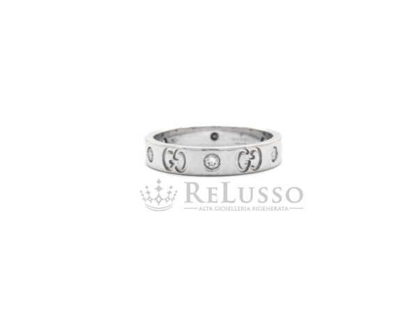 Anello Gucci collezione Icon con diamanti in oro bianco 18kt foto1