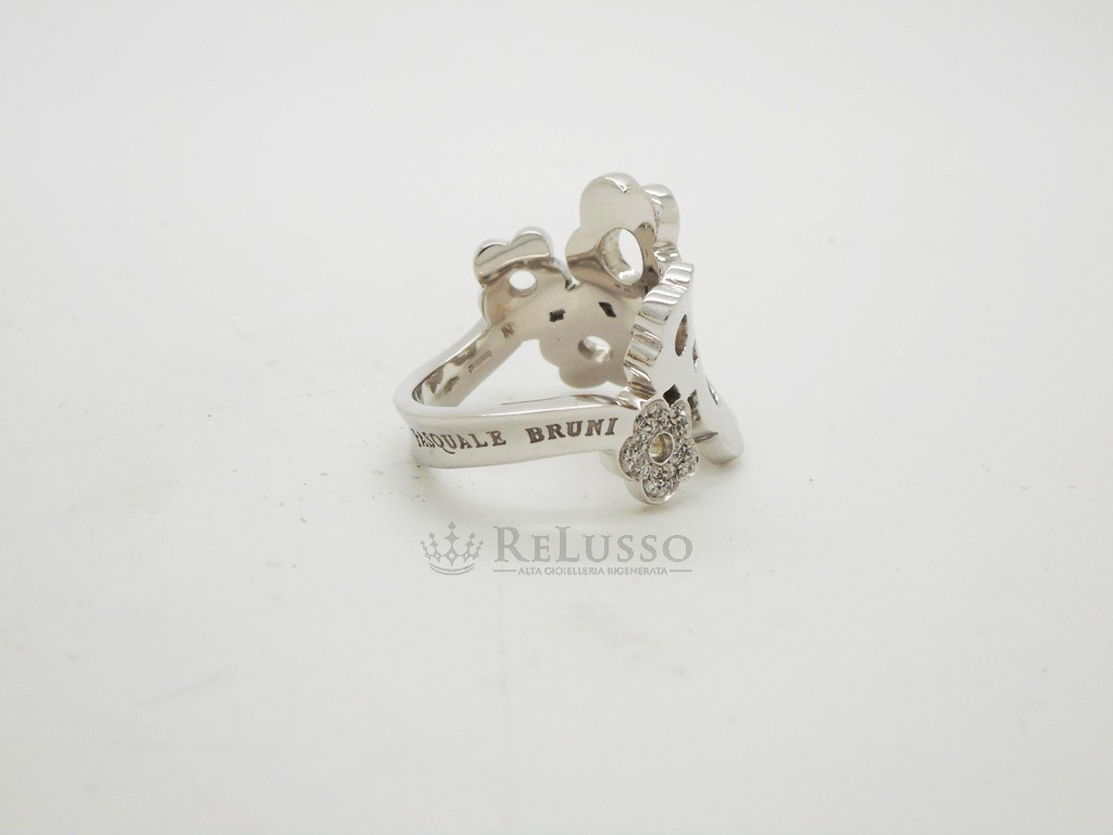 Anello Pasquale Bruni collezione Fiori in oro bianco e diamanti foto4