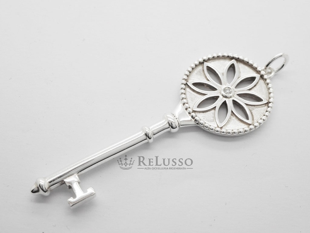 Chiave Tiffany modello Daisy collezione Tiffany Keys in argento e diamante foto2