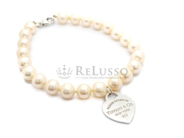 Ciondolo a Cuore Return to Tiffany™ su bracciale di perle, in argento sterling foto4