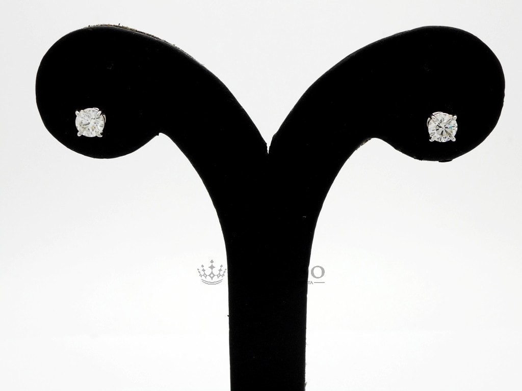 Orecchini punto luce in oro bianco da 0,65ct H color FOTO5