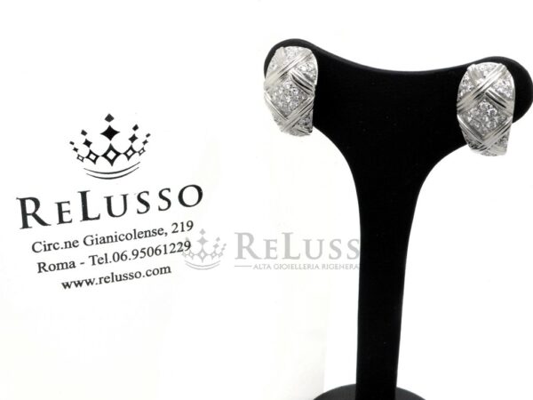 Orecchini a goccia con 1,00ct di diamanti H color in oro bianco foto1