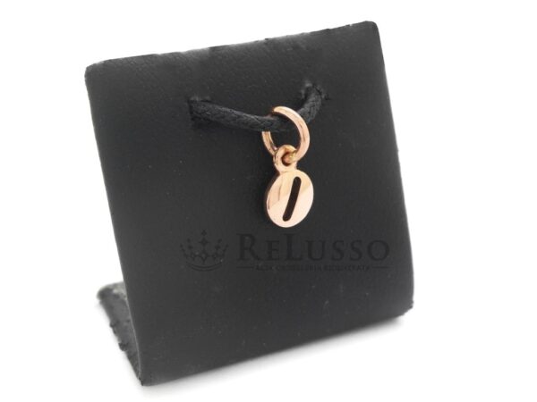 Charm Dodo Lettera O in oro rosa 9kt, misura piccola foto2
