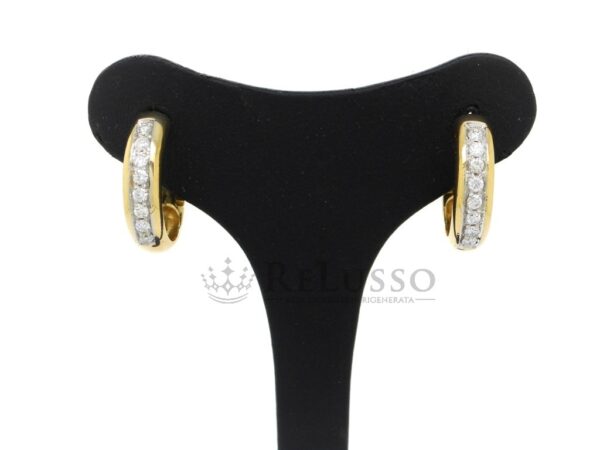 Orecchini a cerchio con 0,40ct di diamanti in oro giallo foto1