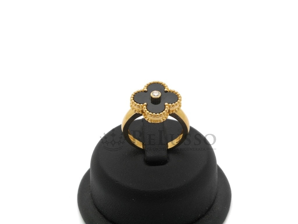 Anello Van Cleef & Arpels Vintage Alhambra con onice e diamante foto3