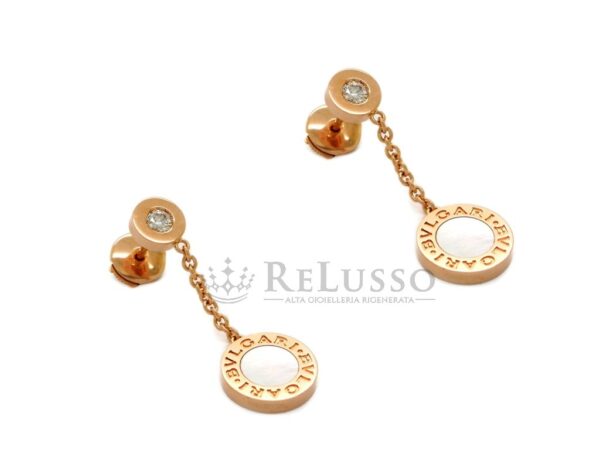 Orecchini Bulgari Collezione Bvlgari-Bvlgari in oro rosa, madreperla e diamanti foto13