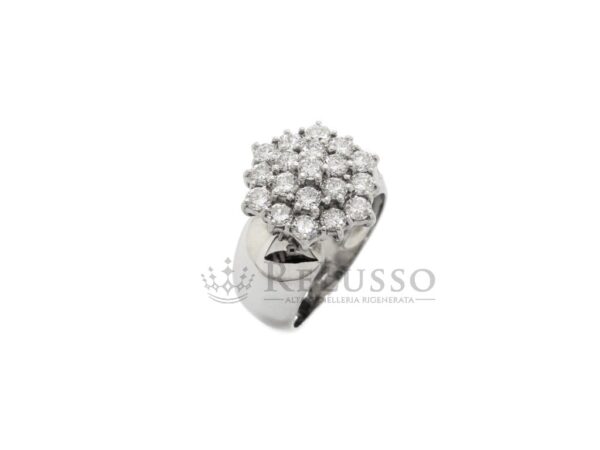 Anello con fiore di diamanti per 1,09ct in oro bianco firmato Brusco foto1