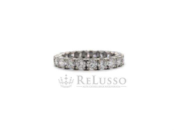 Anello Veretta Eternity con 2,00ct. diamanti in oro bianco.foto7