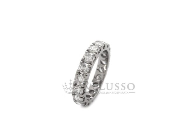 Anello Veretta Eternity con 2,50ct. diamanti in oro bianco. Misura 12 foto1