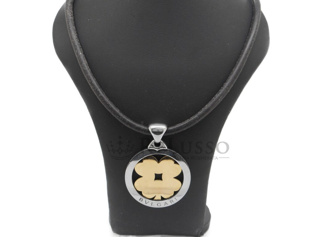 Pendente Bulgari Quadrifoglio in acciaio e oro giallo 18 kt con cordoncino nero